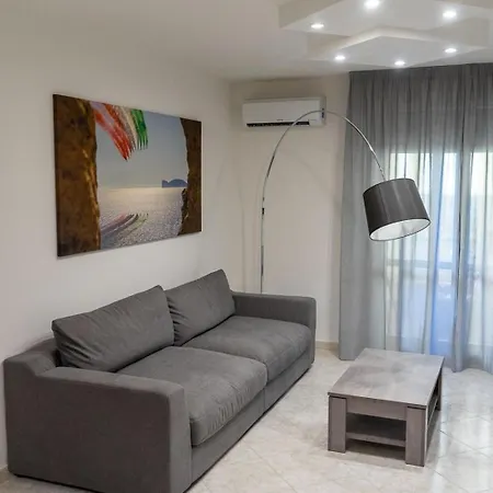 Carducci 25 شقة
